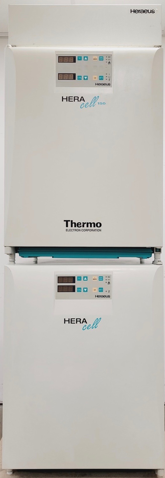 Image of Heraeus HeraCell & HeraCell 150 CO2 Laboratory Incubator Stack Lab