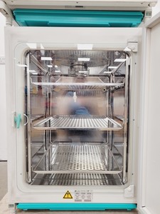 Thumbnail image of Heraeus HeraCell & HeraCell 150 CO2 Laboratory Incubator Stack Lab