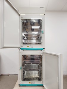 Thumbnail image of Heraeus HeraCell & HeraCell 150 CO2 Laboratory Incubator Stack Lab