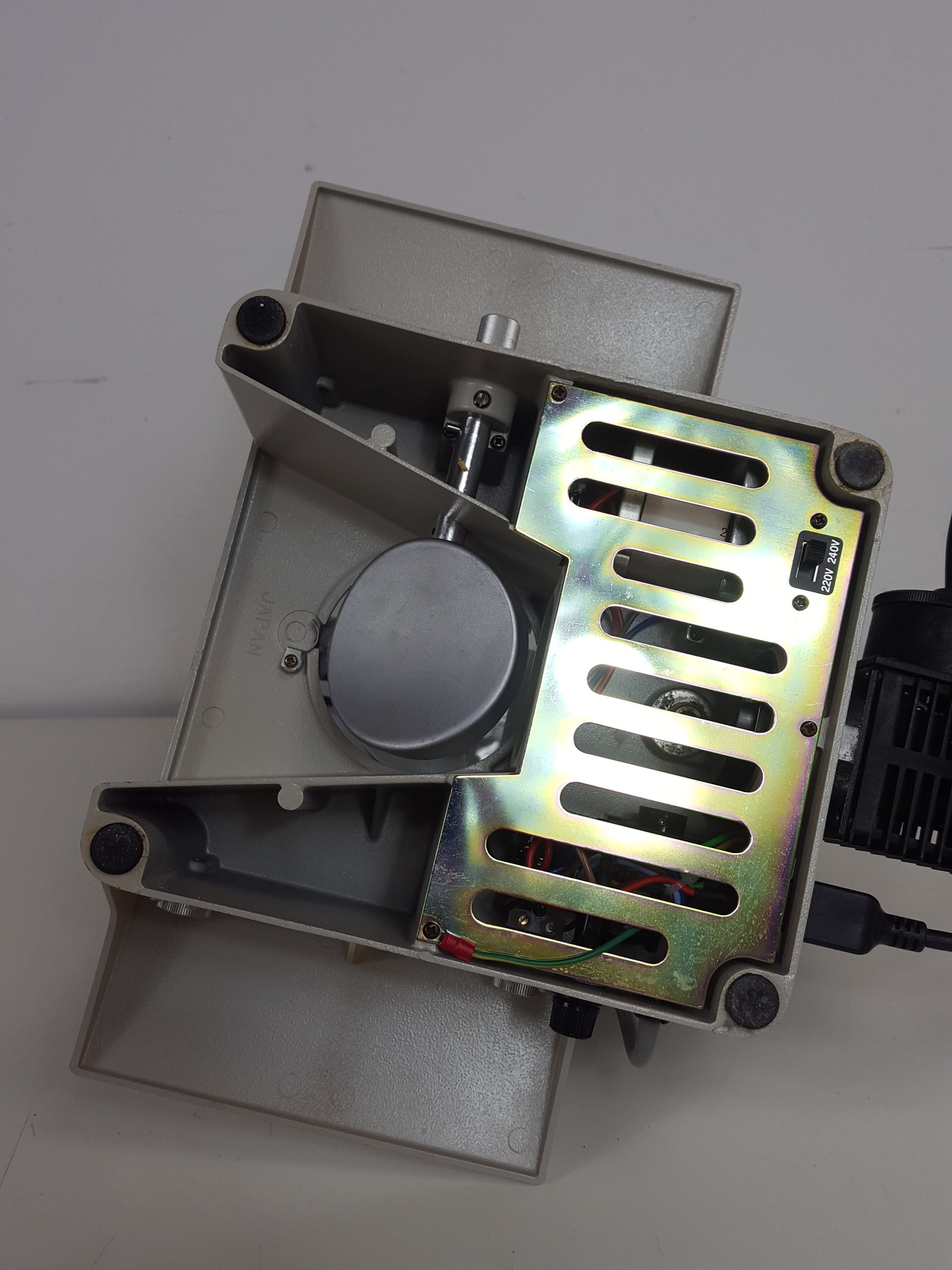 Image of Leica Wild M8 Stereo Zoom Microscope Lab