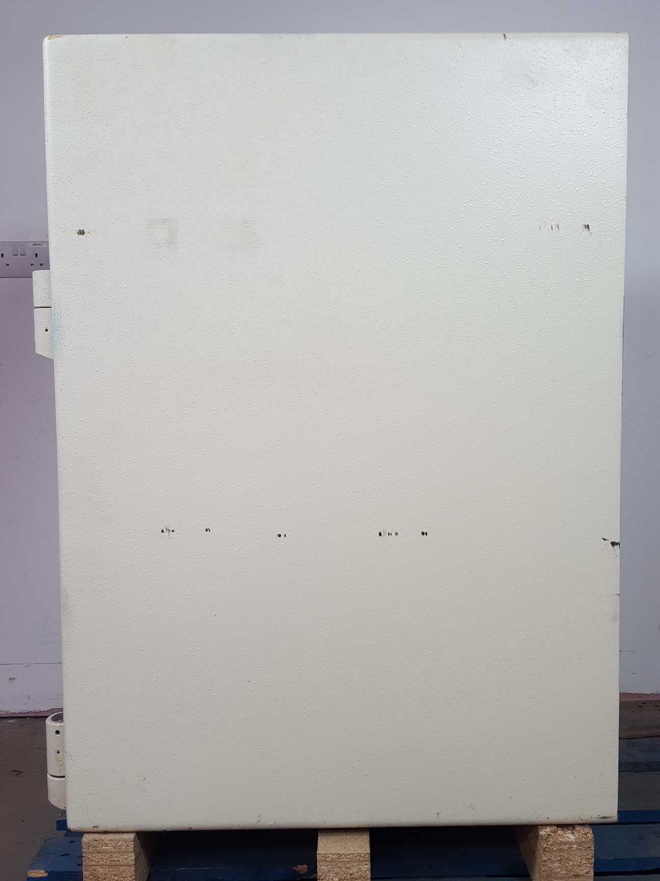 Image of SMP Comm 1 Community 1 Twin Door Cash Safe with Postbox - Code & Keys Included 
