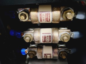 Thumbnail image of Spectra Physics  2020 2020-45 Laser w/ 2560 Power Supply & 2270 Control Box Lab