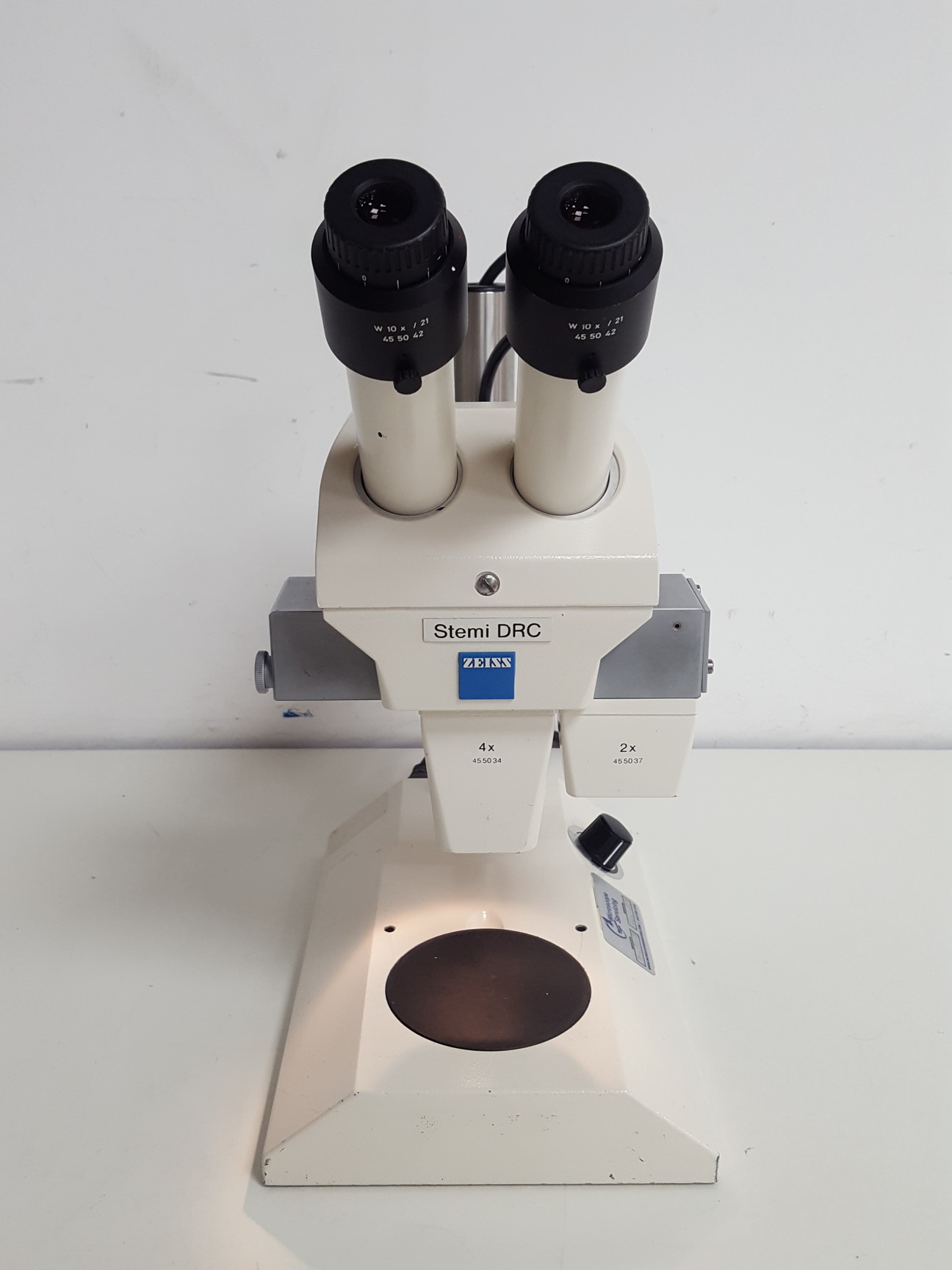 Image of Zeiss Stemi DRC Stereo Zoom Laboratory Microscope - Fixed Objectives 2X 4X Lab