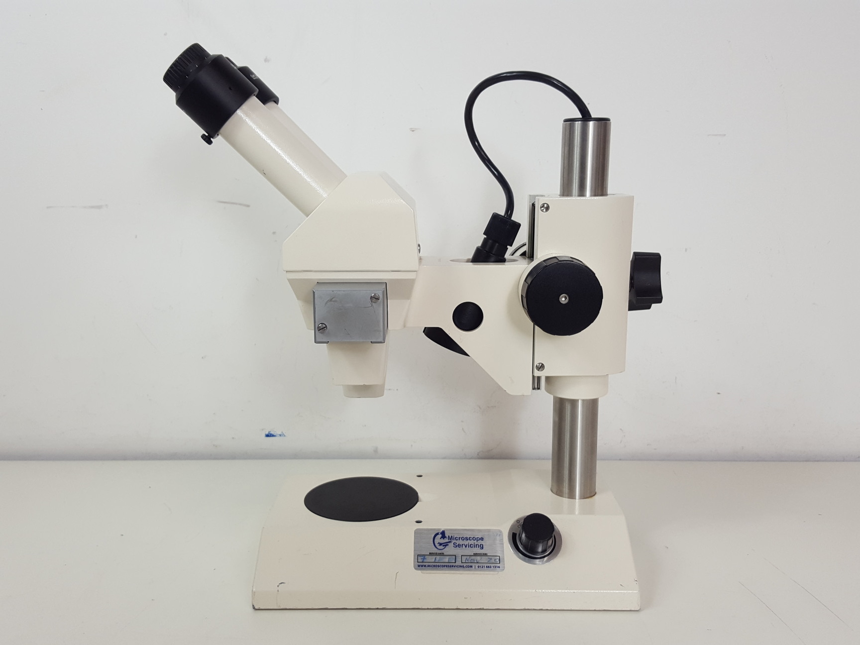 Image of Zeiss Stemi DRC Stereo Zoom Laboratory Microscope - Fixed Objectives 2X 4X Lab