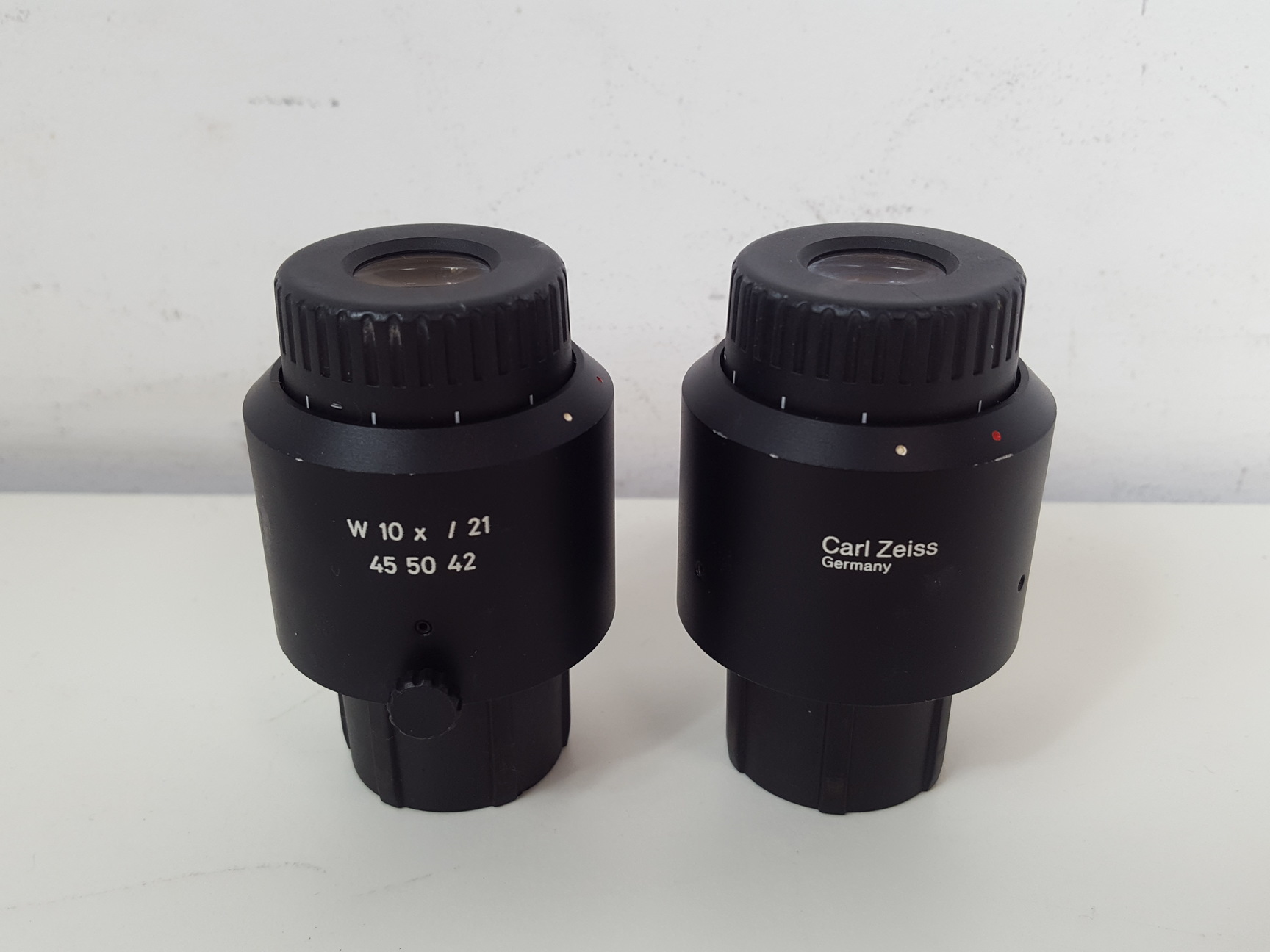 Image of Zeiss Stemi DRC Stereo Zoom Laboratory Microscope - Fixed Objectives 4X 2X Lab