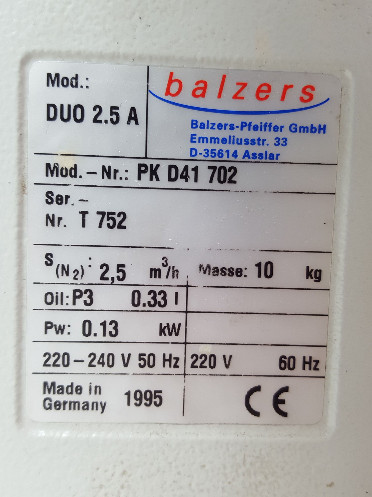 Image of Pffeifer Balzers Duo 2.5 A High Vacuum Pump Mod No. PK D41 702 Lab