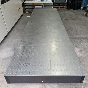 Thumbnail image of Newport RS 1000 Sealed Hole Vibration Isolation Table I-2000 Lab