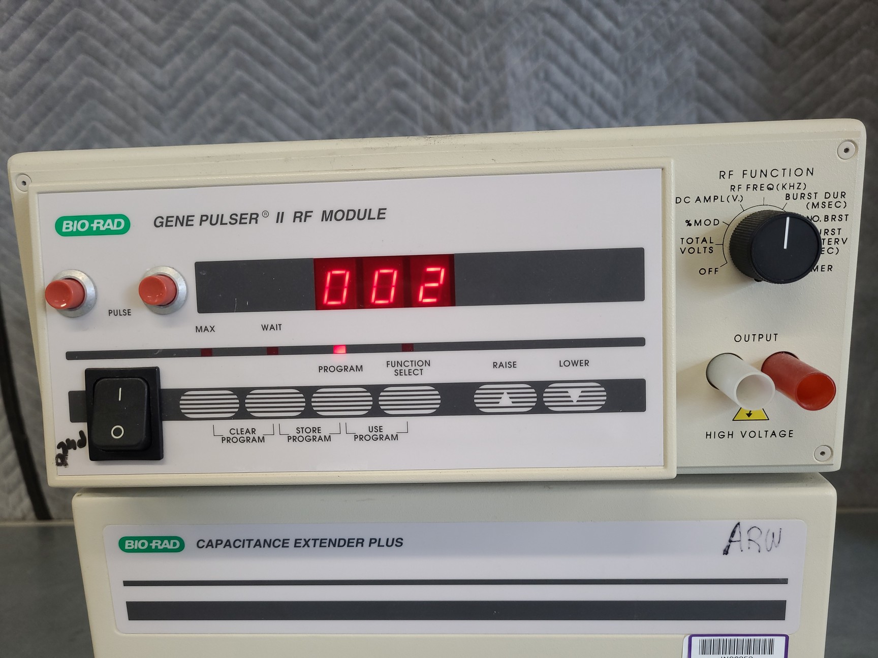 Image of Bio-Rad Gene Pulser II Electroporation System Lab