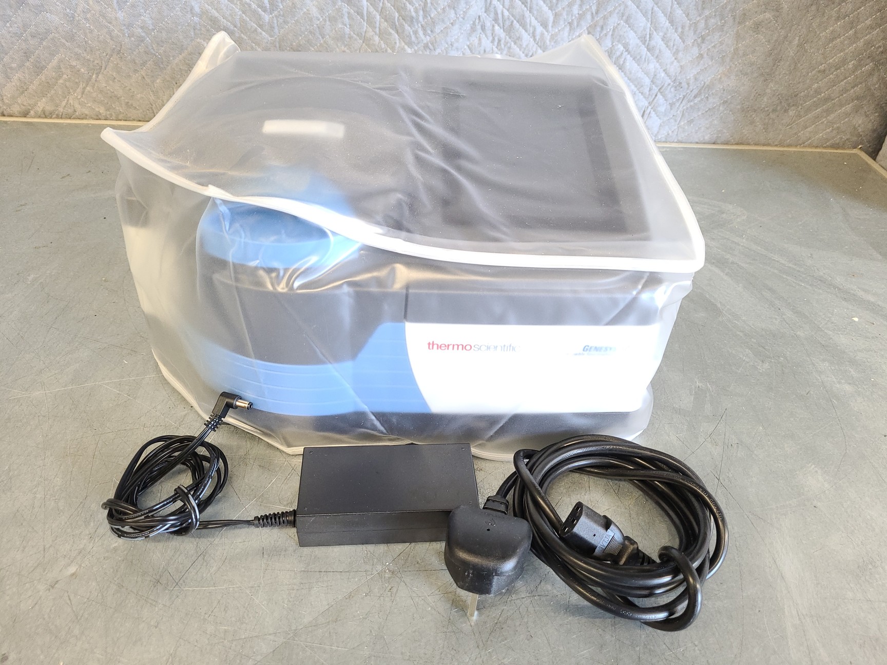 Image of Thermo Fisher Genesys 50 UV-VIS Spectrophotometer Lab Spares/Repairs