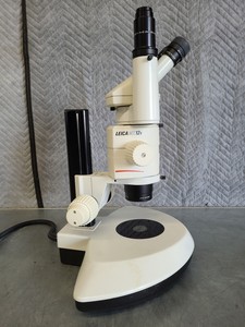 Thumbnail image of Leica MZ12.5 Stereo Microscope with CLS 150 X Light Source Lab