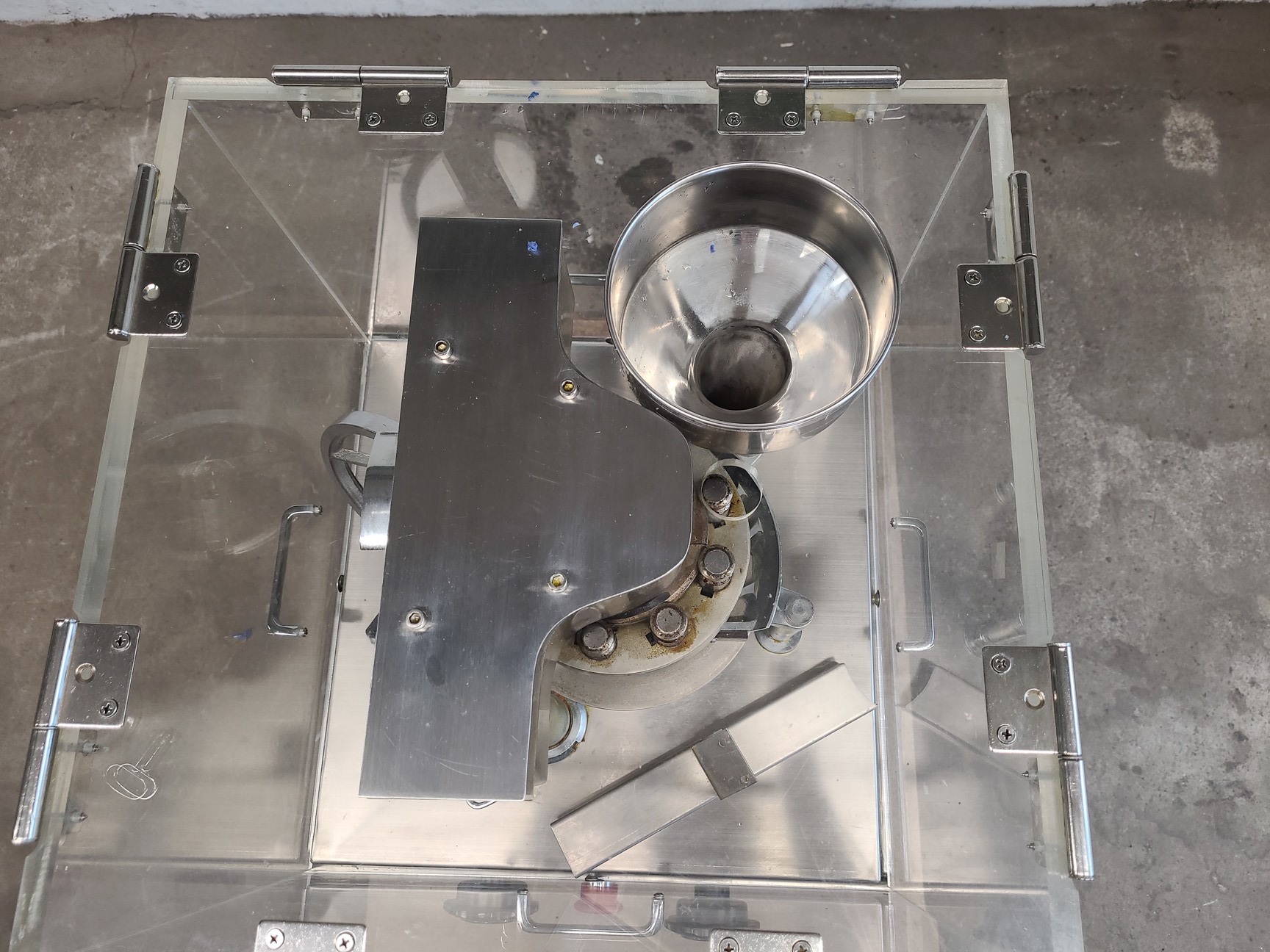 Image of LFA RTP9 Rotary Laboratory Press Station Lab