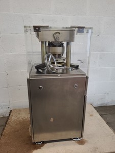 Thumbnail image of LFA RTP9 Rotary Laboratory Press Station Lab