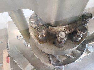 Thumbnail image of LFA RTP9 Rotary Laboratory Press Station Lab