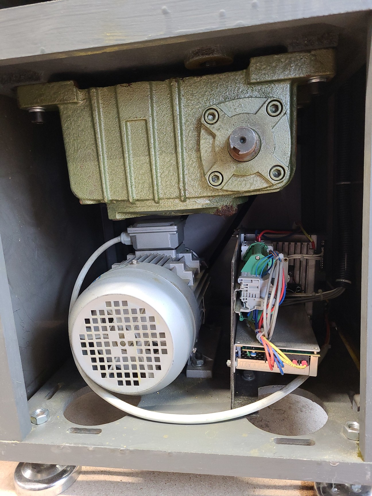 Image of LFA RTP9 Rotary Laboratory Press Station Lab