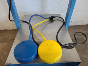 Thumbnail image of Valleylab Force 30 Electrosurgical Machine / Generator Lab