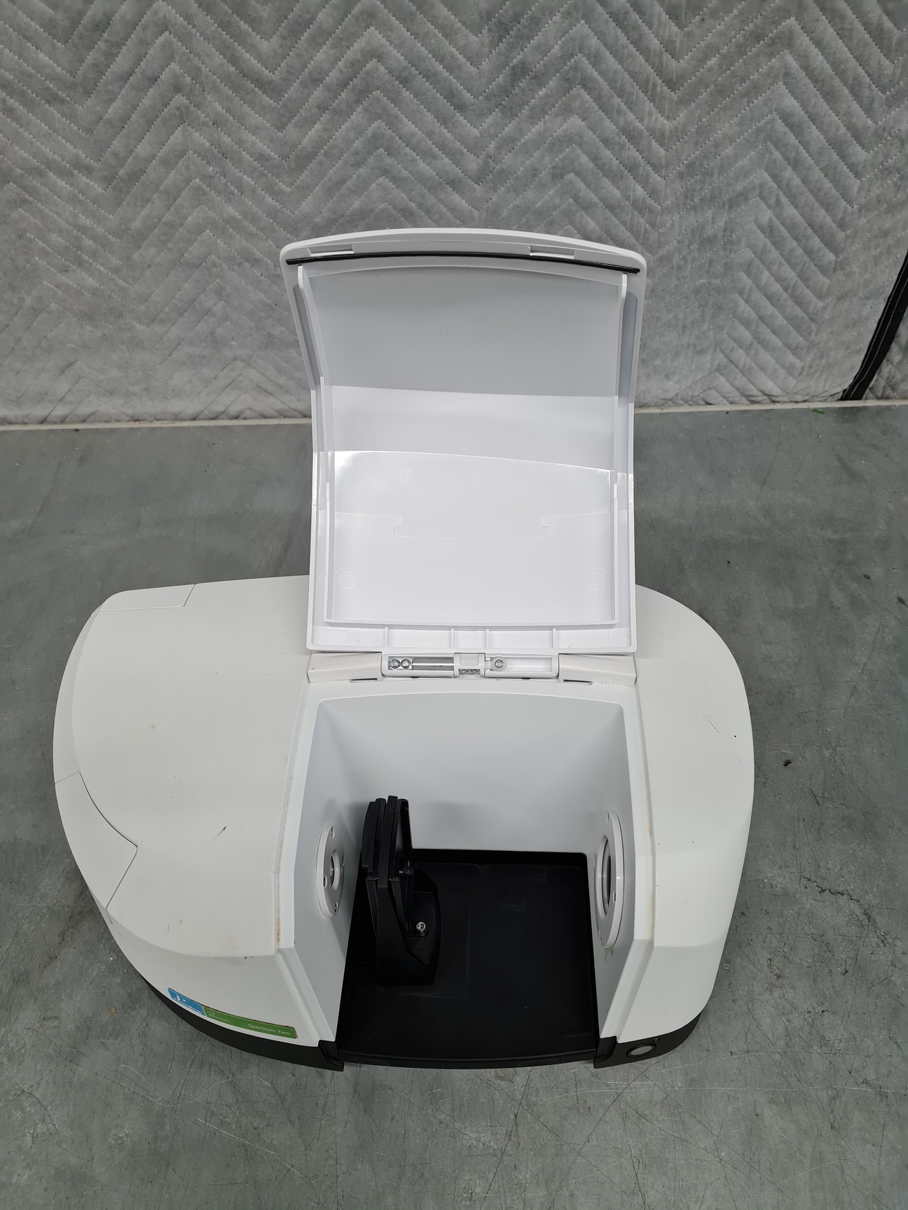 Image of Perkin Elmer FT-IR L1600300 Spectrometer Spectrum Two LiTa Lab Spares/Repairs