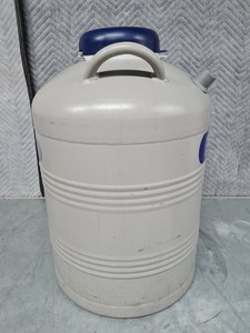 Thumbnail image of Statebourne Cryogenics Bio 36 Liquid Nitrogen Storage Dewar Lab