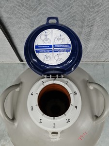 Thumbnail image of Statebourne Cryogenics Bio 36 Liquid Nitrogen Storage Dewar Lab