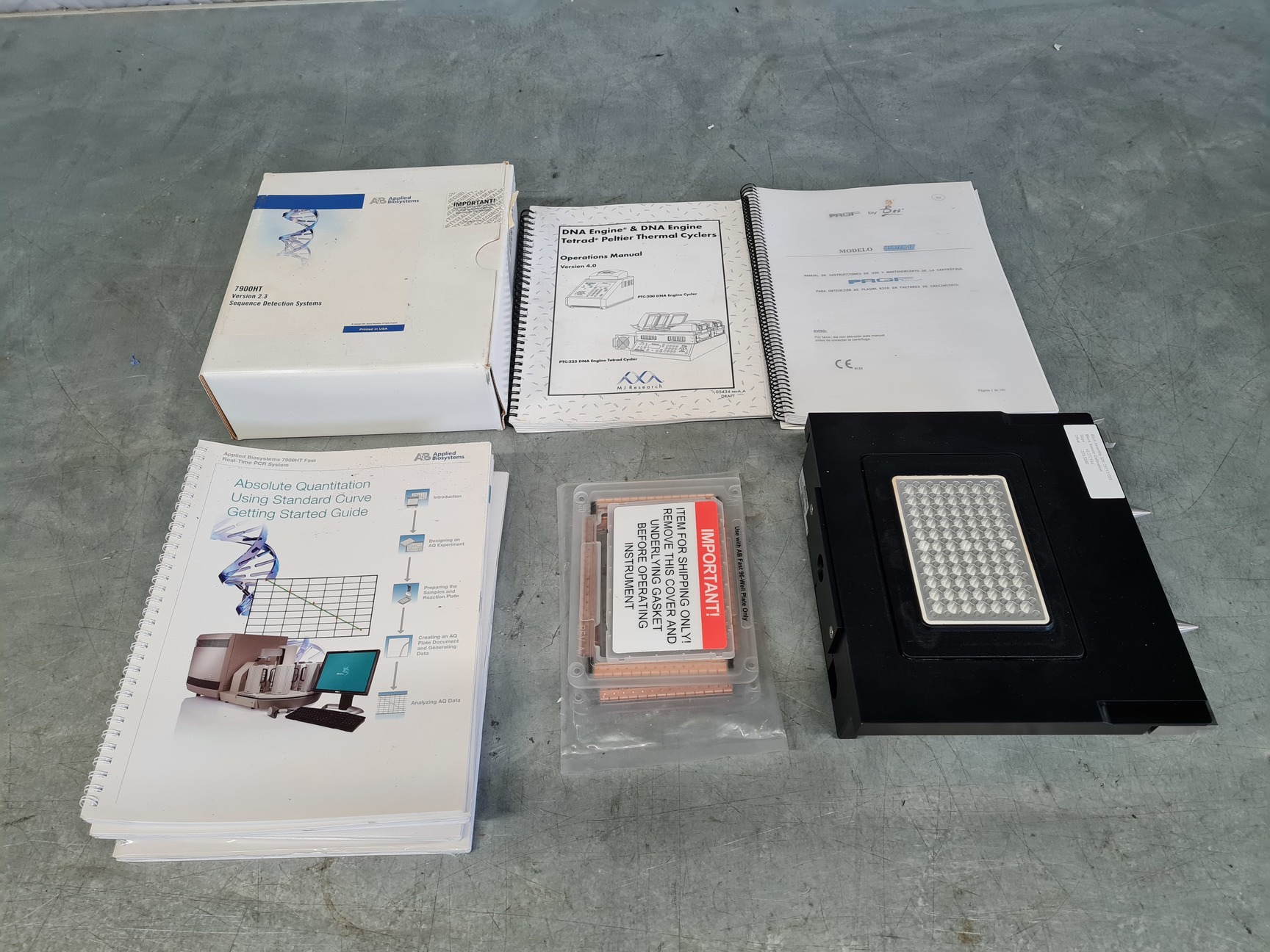 Image of Applied Biosciences 7900 HT Fast Real-Time PCR Complete System Lab