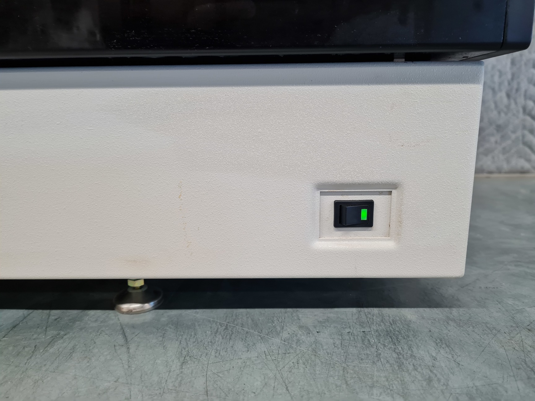 Image of Matrix Technologies Corp Wellmate Microplate Dispenser/Stacker Lab