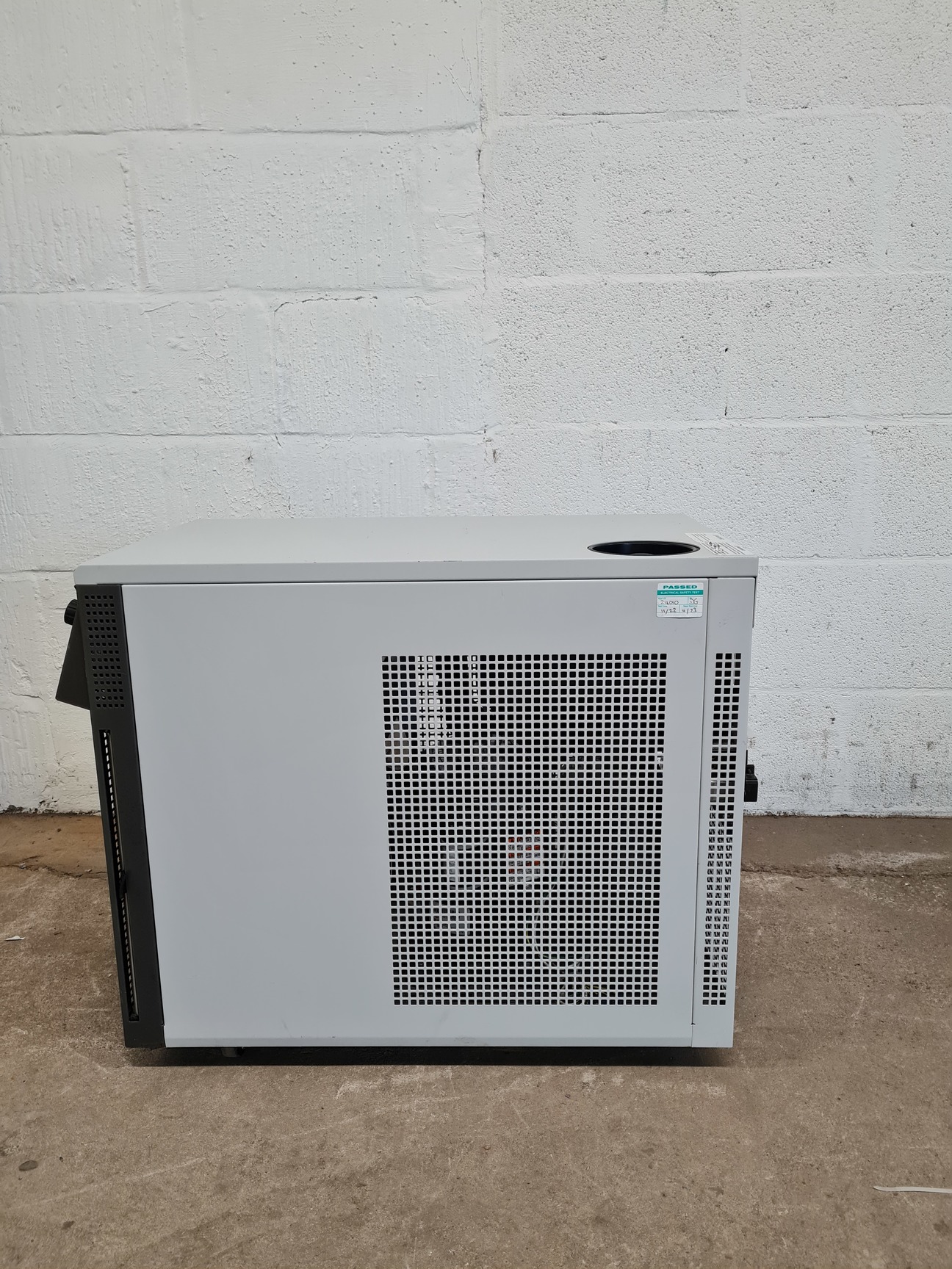 Image of Agilent Technologies G3292A Recirculating Chiller Lab Spares/Repairs