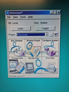 Thumbnail image of Waters Alliance HPLC System - 2695 Separations, 486, with PC & Software Lab