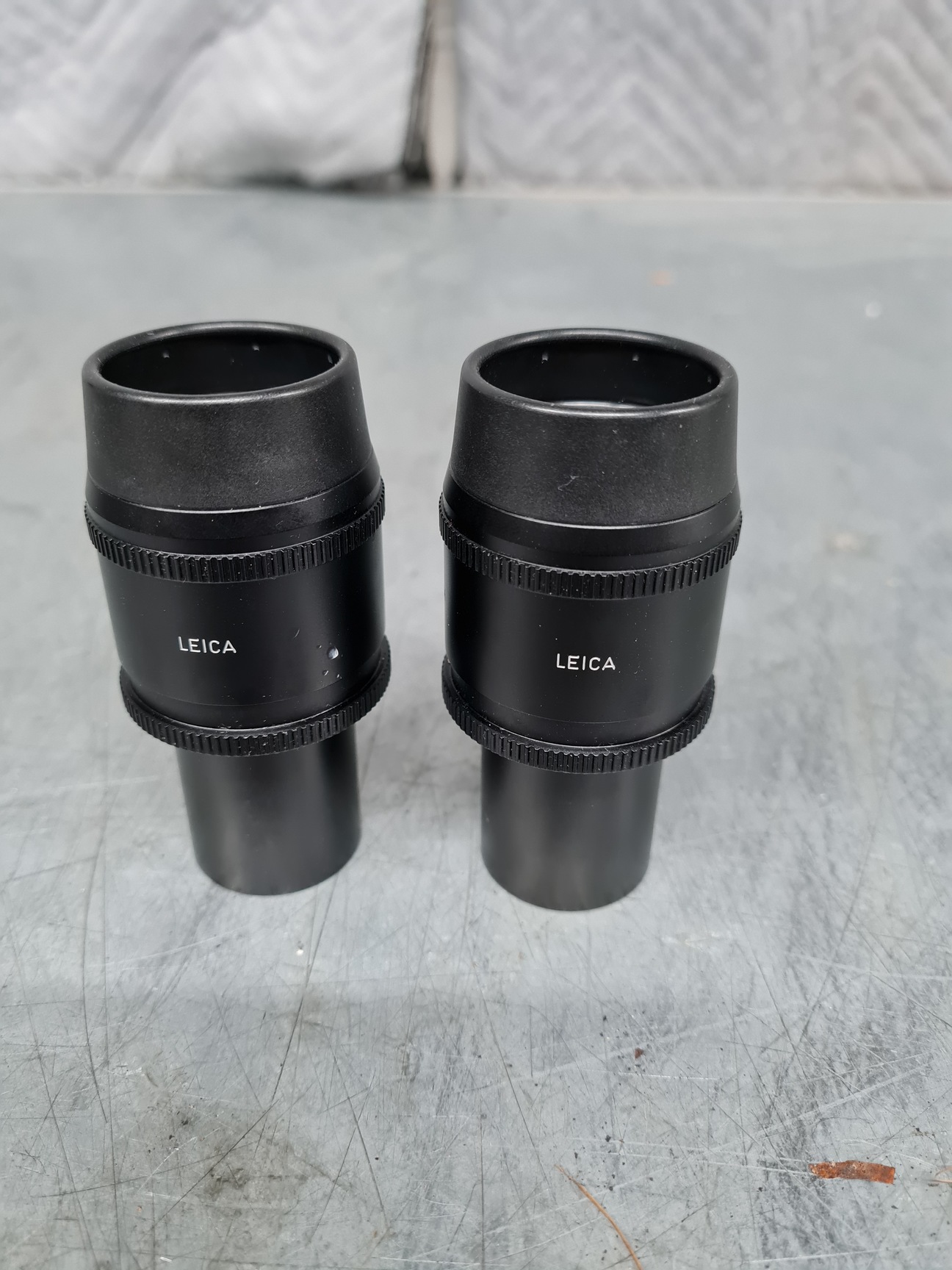 Image of Pair of Leica 507800 MC PLAN 10x25 M Microscope Eyepieces Lab