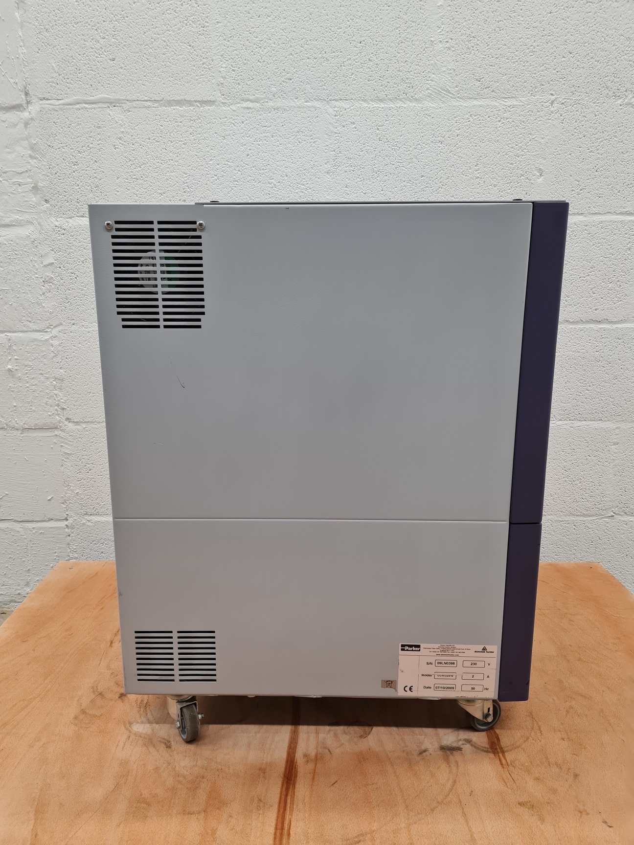 Image of Parker Hannifin Dominick Hunter LCMS20-0 Nitrogen Generator Lab