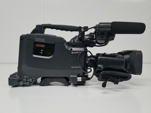 Thumbnail image of Sony DSR-400PL (DSR400PL) DVCAM 4:3 Professional Camcorder 