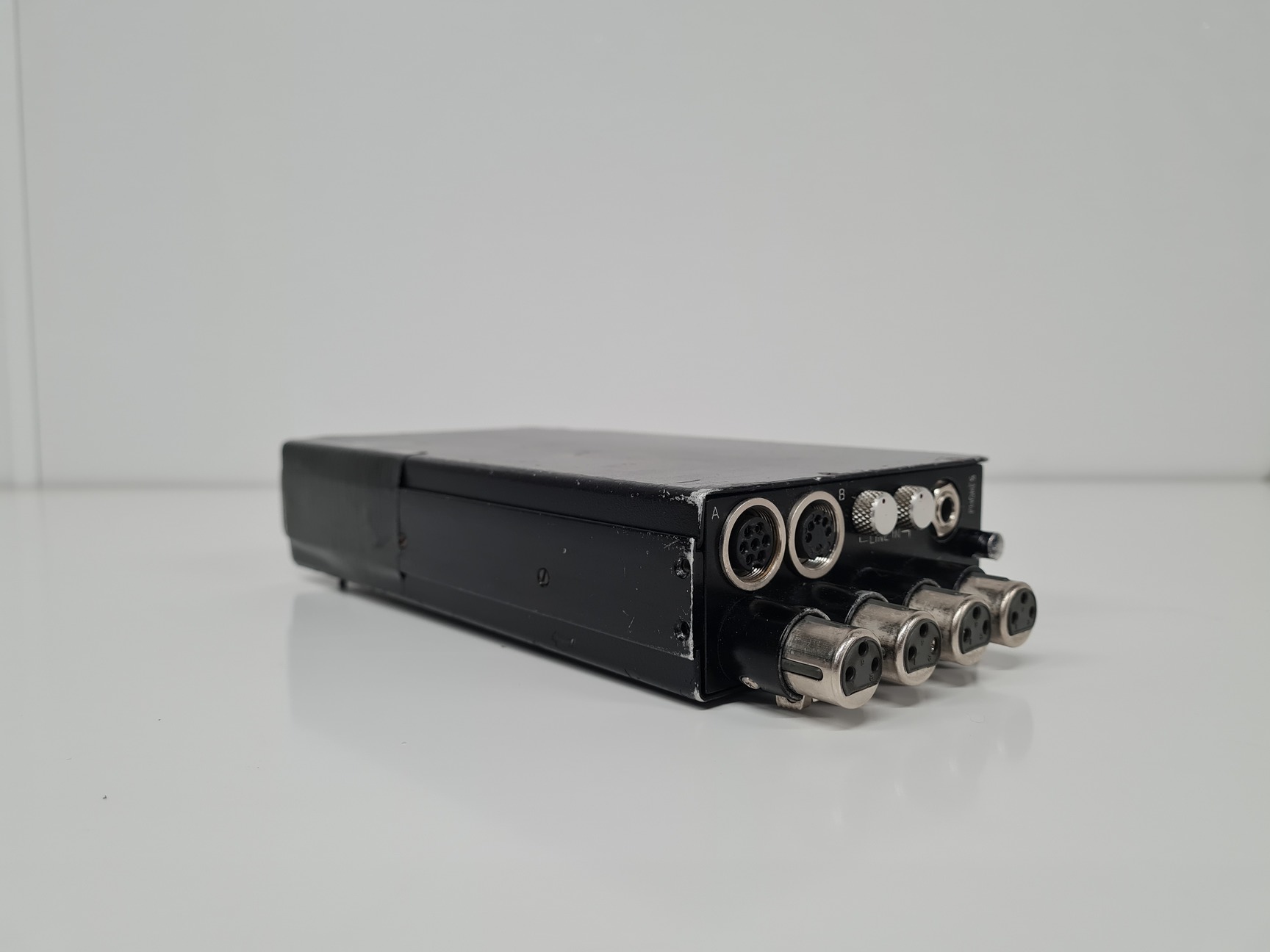 Image of SQN SQN-3 TYPE M Professional Audio Analogue Microphone Mixer
