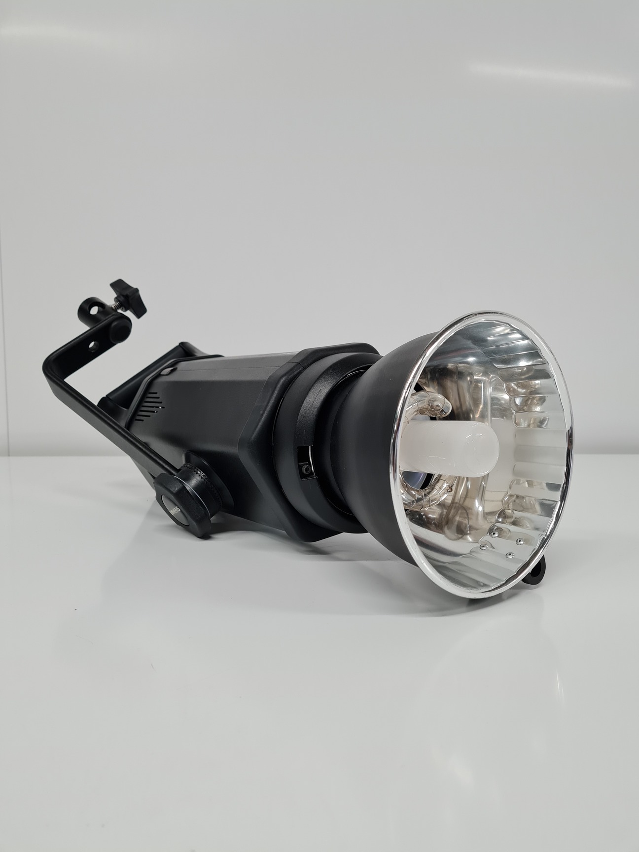 Image of Bowens Gemini GM500 PRO Professional Photography Flash Head Studio Light