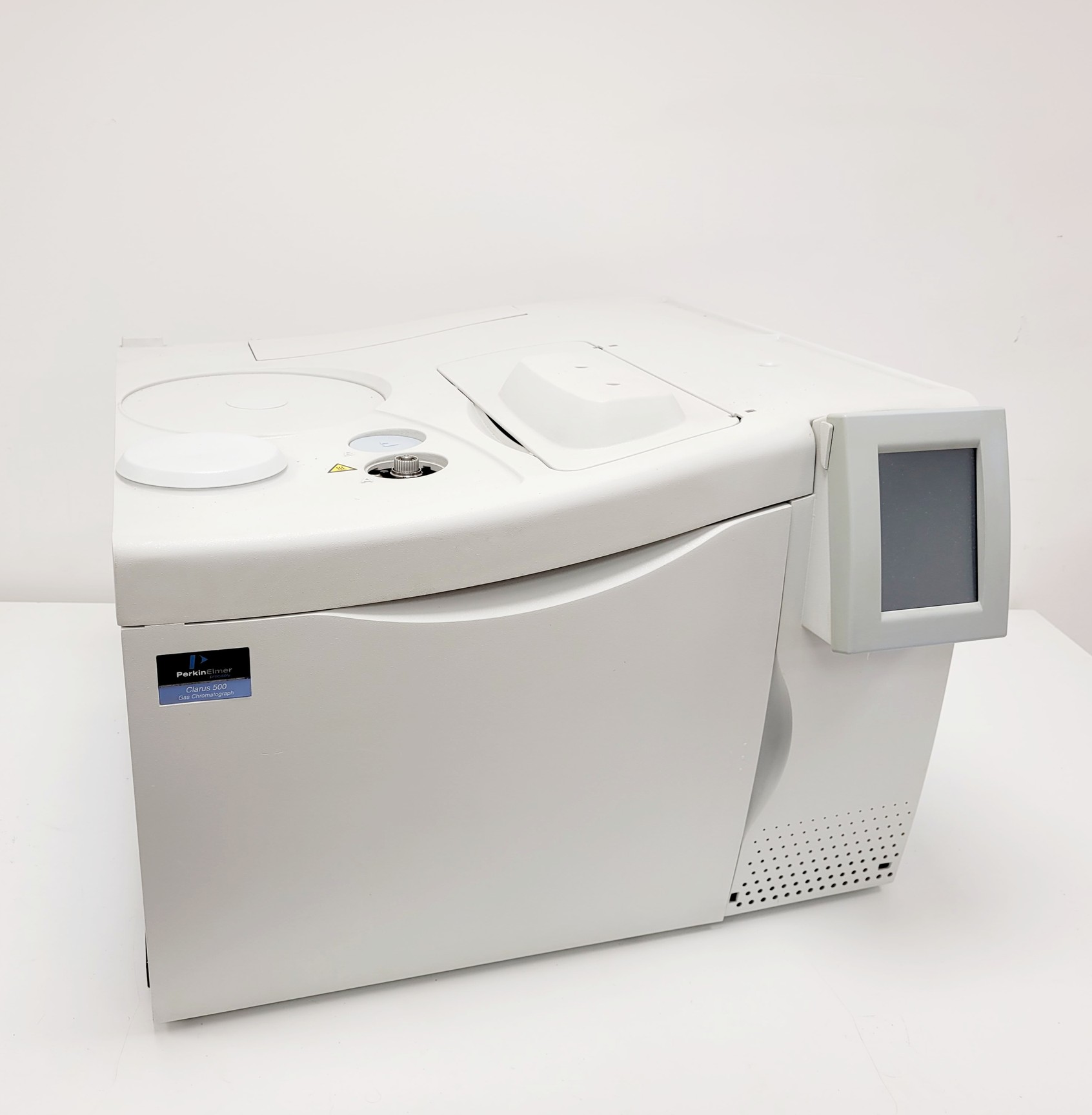 Image of Perkin Elmer Clarus 500 GC-MS Gas Chromatograph Mass Spectrometer System Lab