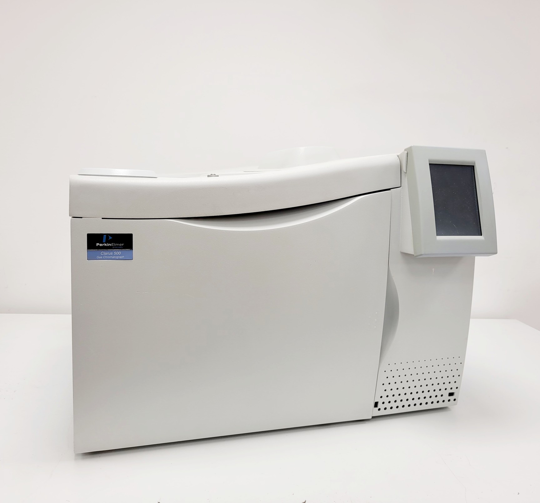 Image of Perkin Elmer Clarus 500 GC-MS Gas Chromatograph Mass Spectrometer System Lab