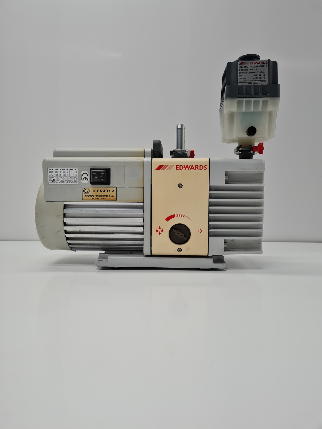 Image of Edwards RV3 Rotary Vane Vacuum Pump Code No. A652-01-903 Lab