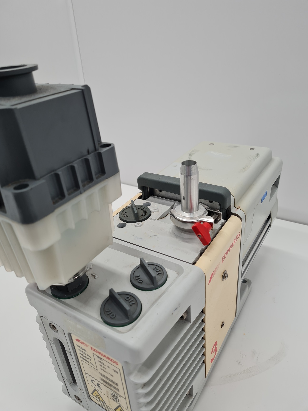 Image of Edwards RV3 Rotary Vane Vacuum Pump Code No. A652-01-903 Lab