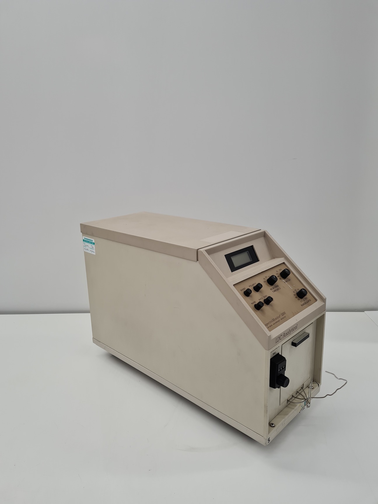 Image of LDC Analytical 3200 SpectroMonitor Variable Wavelength Detector Lab