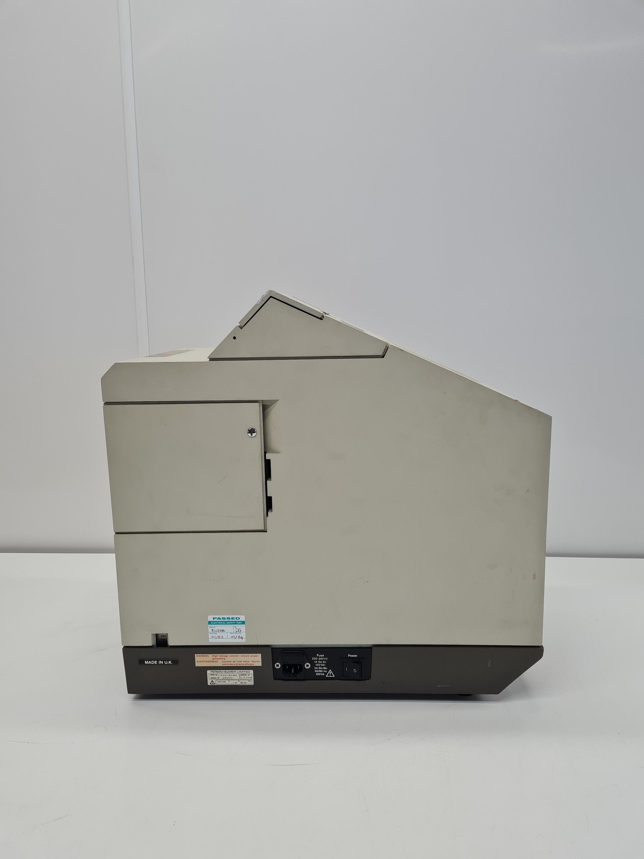 Image of Perkin Elmer LC 240 Fluorescence Detector Lab