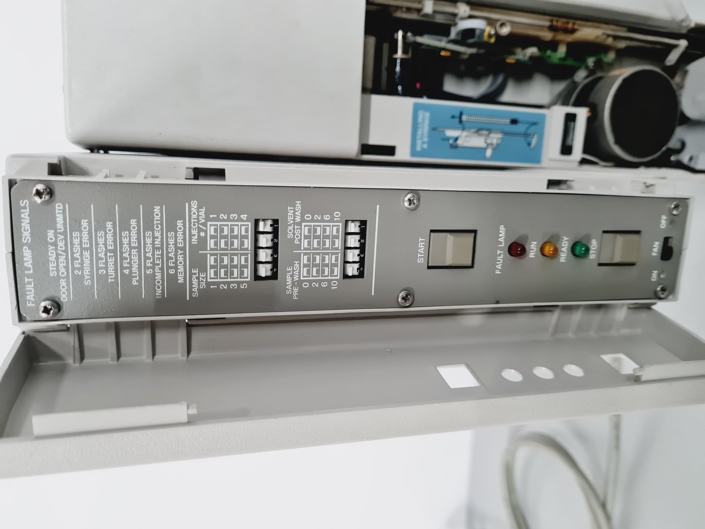 Image of Hewlett Packard Series 6890 GC System with HP 6890 Series Injector