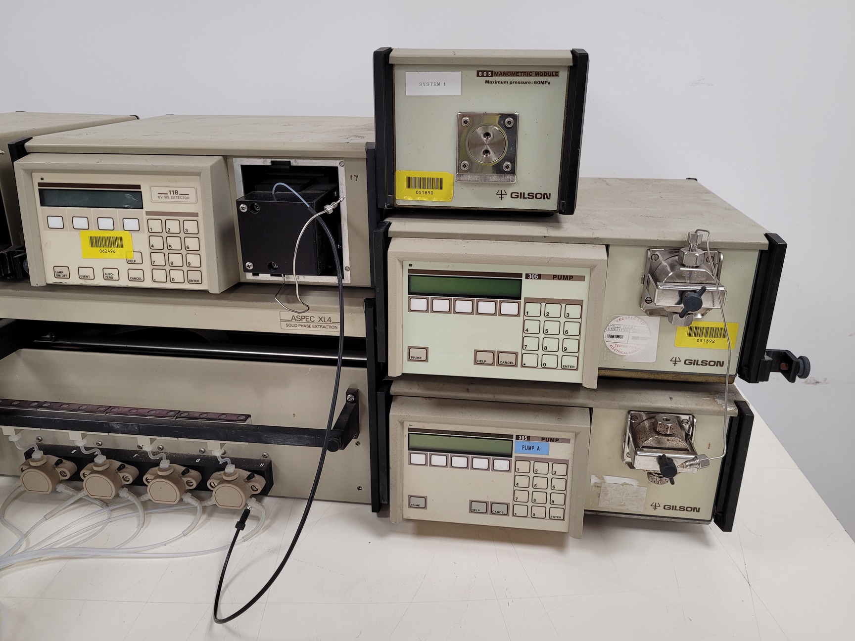 Image of Gilson Aspec XL4  HPLC System - 305 Pump, 805 Manometric Module, 811C Mixer Lab