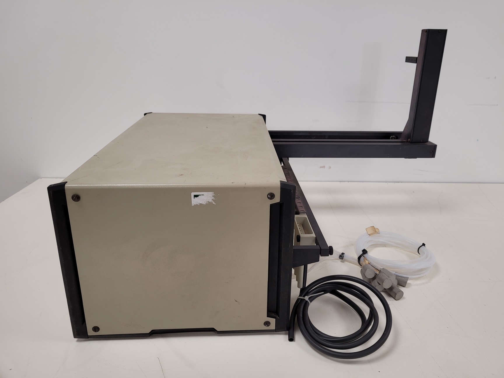 Image of Gilson Aspec XL4  HPLC System - 305 Pump, 805 Manometric Module, 811C Mixer Lab