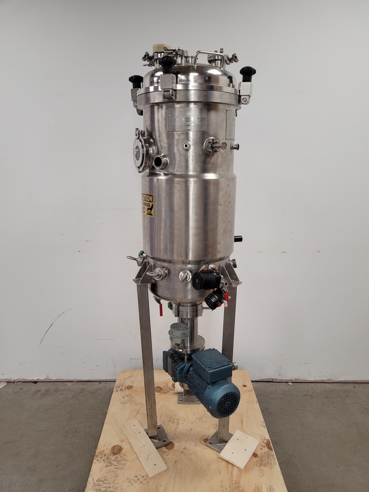 Image of New Brunswick Scientific BioFlo Pro 75l Fermentor System with Vessel Lab