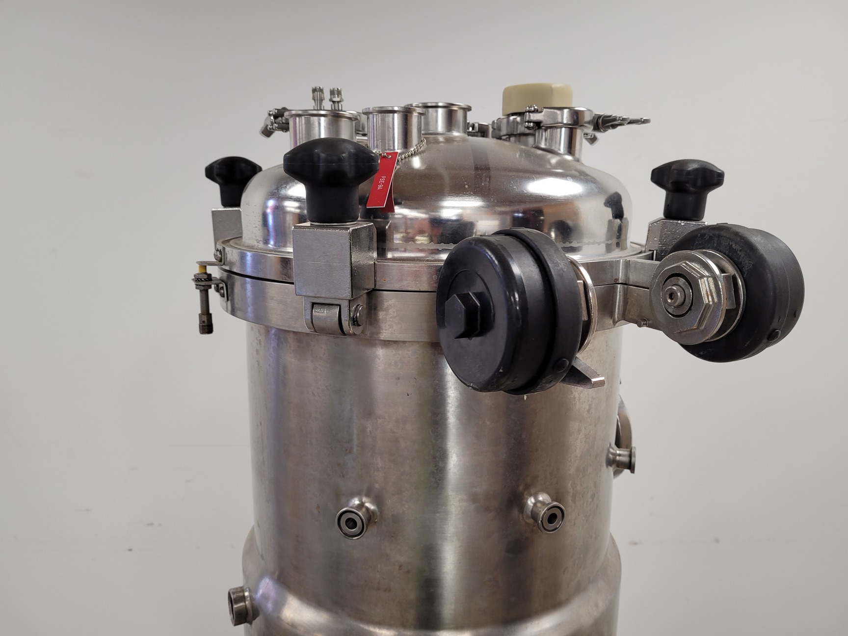 Image of New Brunswick Scientific BioFlo Pro 75l Fermentor System with Vessel Lab