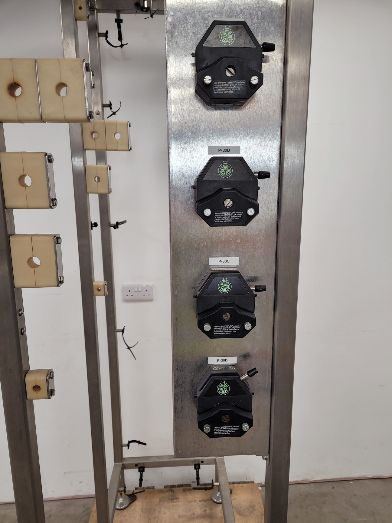 Image of New Brunswick Scientific BioFlo Pro 75l Fermentor System with Vessel Lab