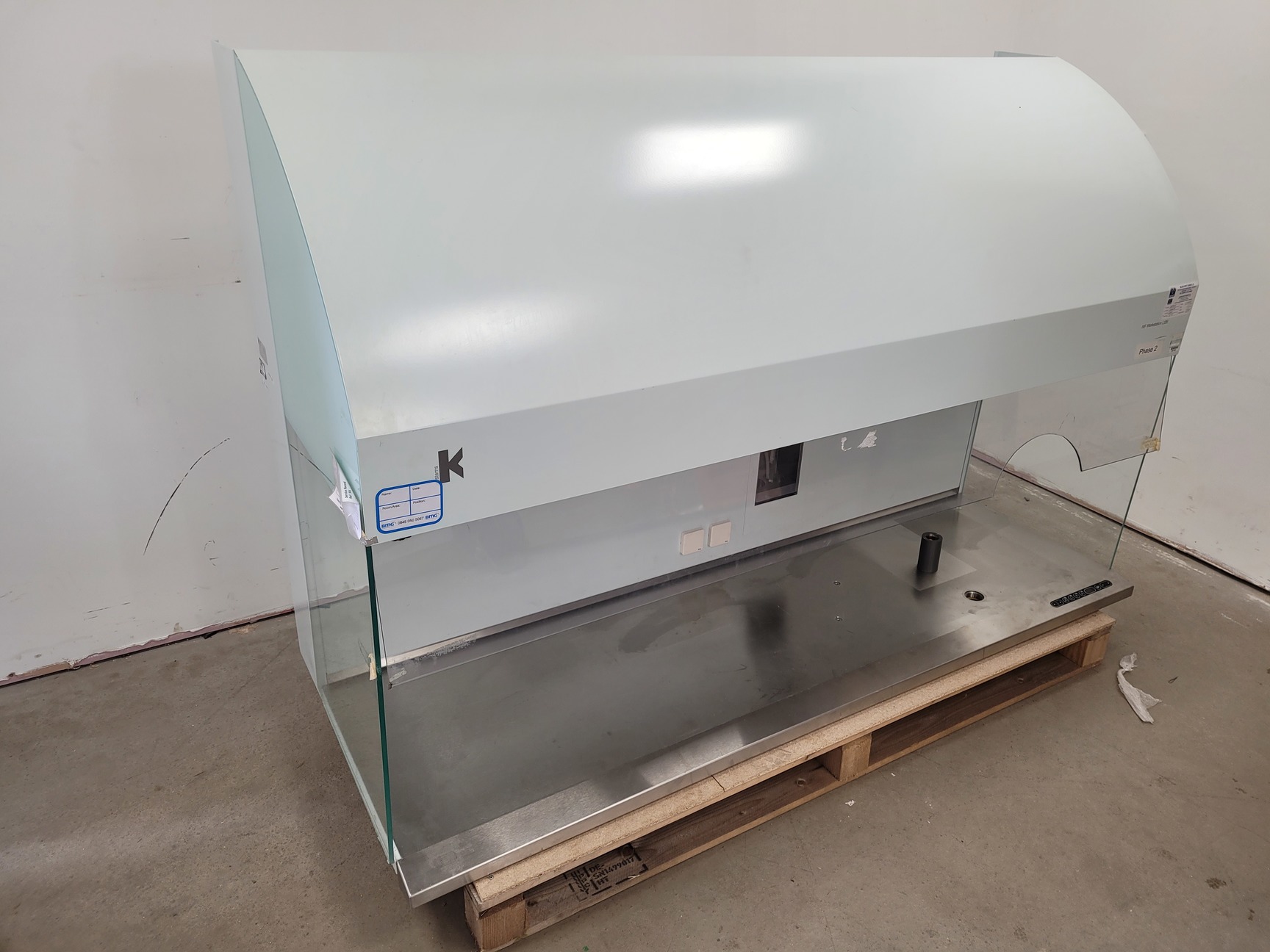 Image of K Systems IVF Workstation Type - L126 Class 1 Cabinet Clean Air Lab