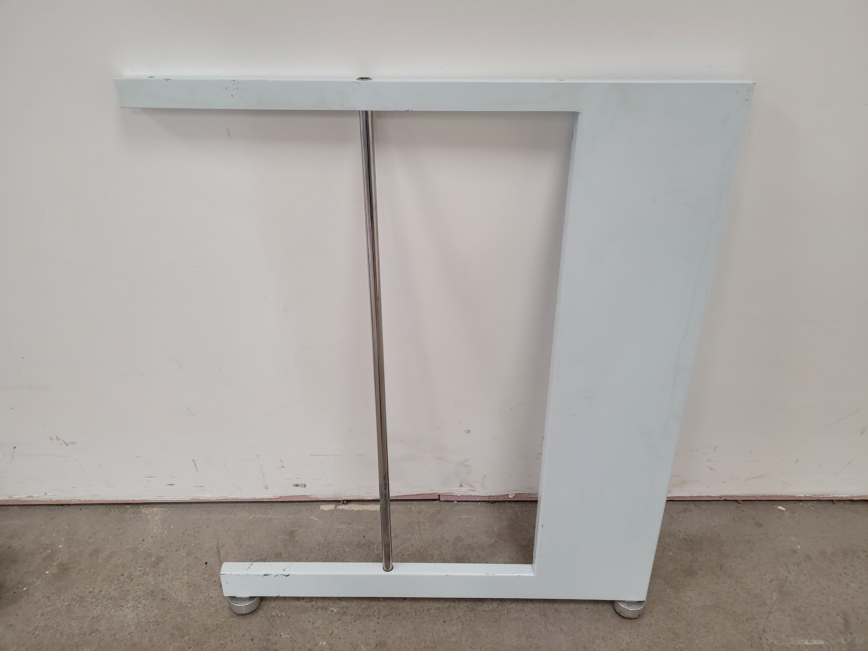 Image of K Systems IVF Workstation Type - L126 Class 1 Cabinet Clean Air Lab