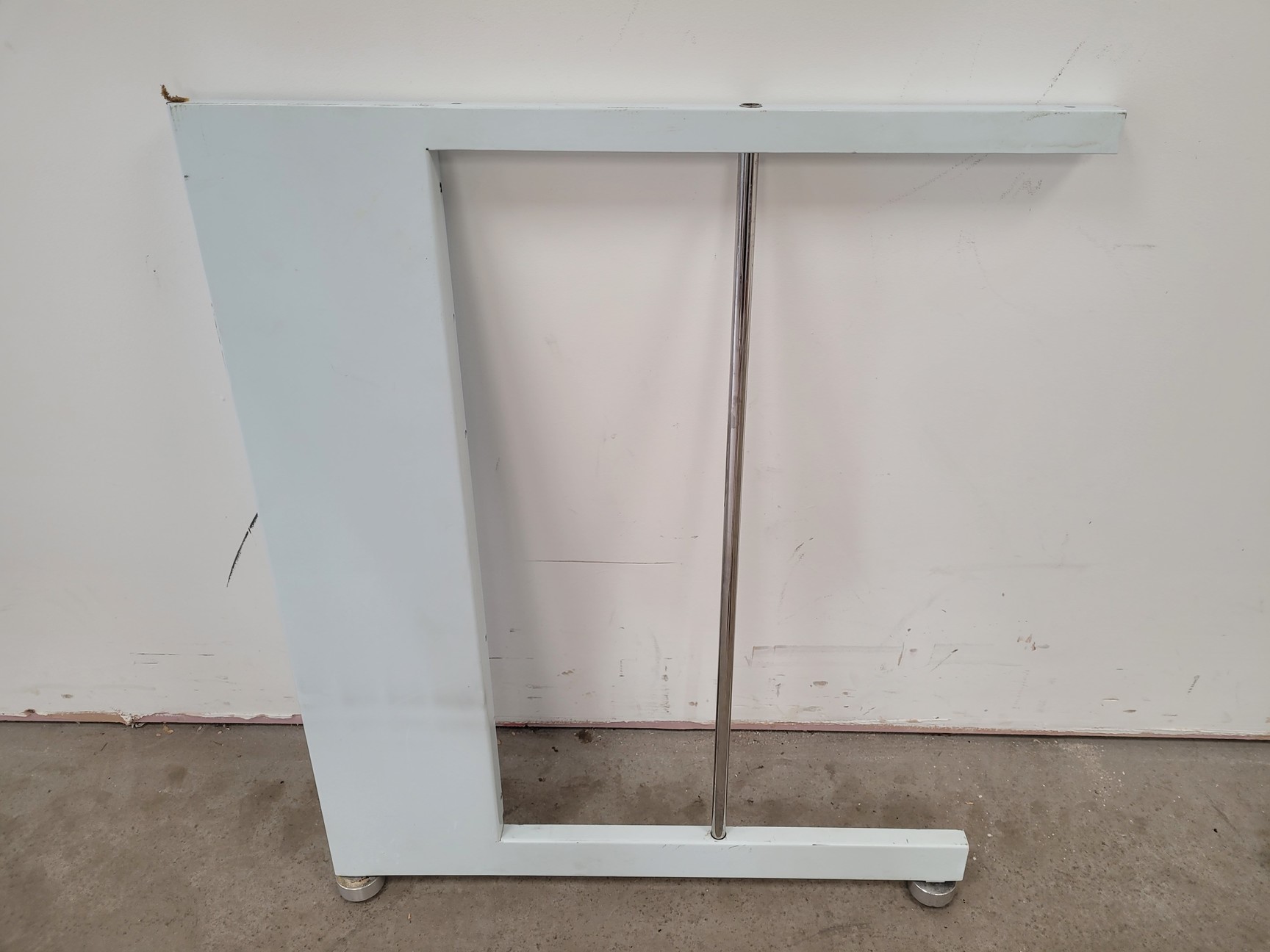Image of K Systems IVF Workstation Type - L126 Class 1 Cabinet Clean Air Lab