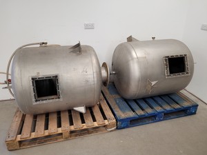Thumbnail image of 2 x Horizontal Pressure Tanks Material Lab