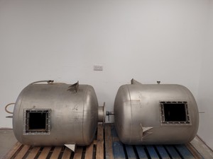 Thumbnail image of 2 x Horizontal Pressure Tanks Material Lab
