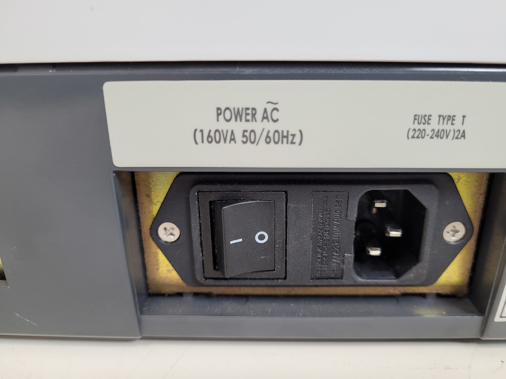 Image of Shimadzu Camlab UV-VIS Spectrophotometer  UVmini-1240  Cat no. 206-24000-38 Lab