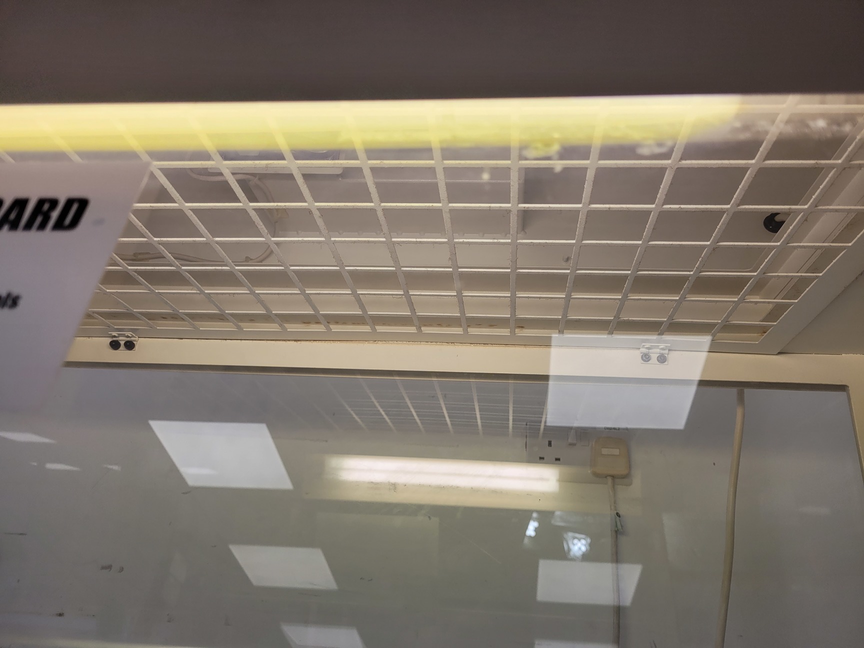 Image of Bigneat Fume Cupboard  Model - Filtair 1004BC Lab